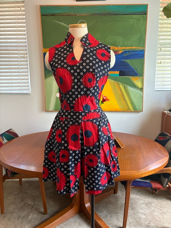 Vintage Dresses & Skirts - Vintage 60s Sleeveless Navy Playsuit with Red Floral Print